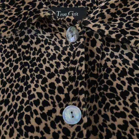 Lightweight Jacket - Picture 2 of 8